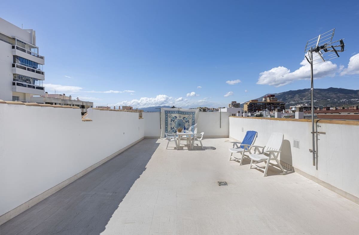 3 soverom Penthouse til salgs i Fuengirola med garasje - € 545 000 (Ref: 9479865)