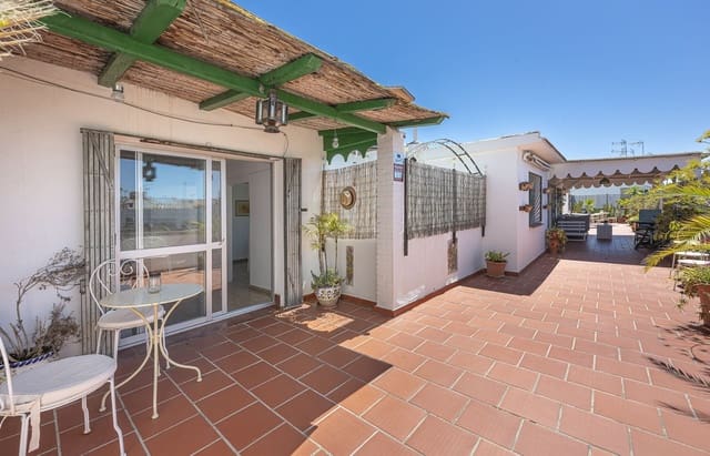 Ático de 6 habitaciones en San Pedro de Alcántara Pueblo, Marbella en venta - 545.000 € (Ref: 9479866)