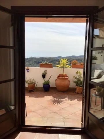 2 bedroom Townhouse for sale in Benahavís pueblo, Benahavís with pool garage - € 545,000 (Ref: 9479867)