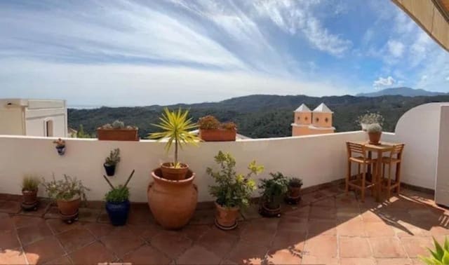 2 bedroom Townhouse for sale in Benahavís pueblo, Benahavís with pool garage - € 545,000 (Ref: 9479867)