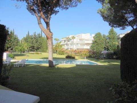 Casa de 3 habitaciones en Nueva Andalucia en venta con piscina - 545.000 € (Ref: 9479868)