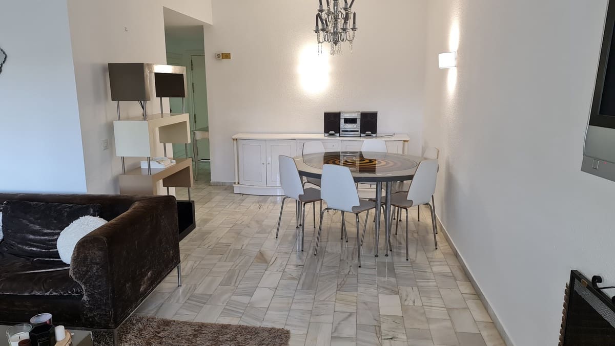 Casa de 3 habitaciones en Nueva Andalucia en venta con piscina - 545.000 € (Ref: 9479868)