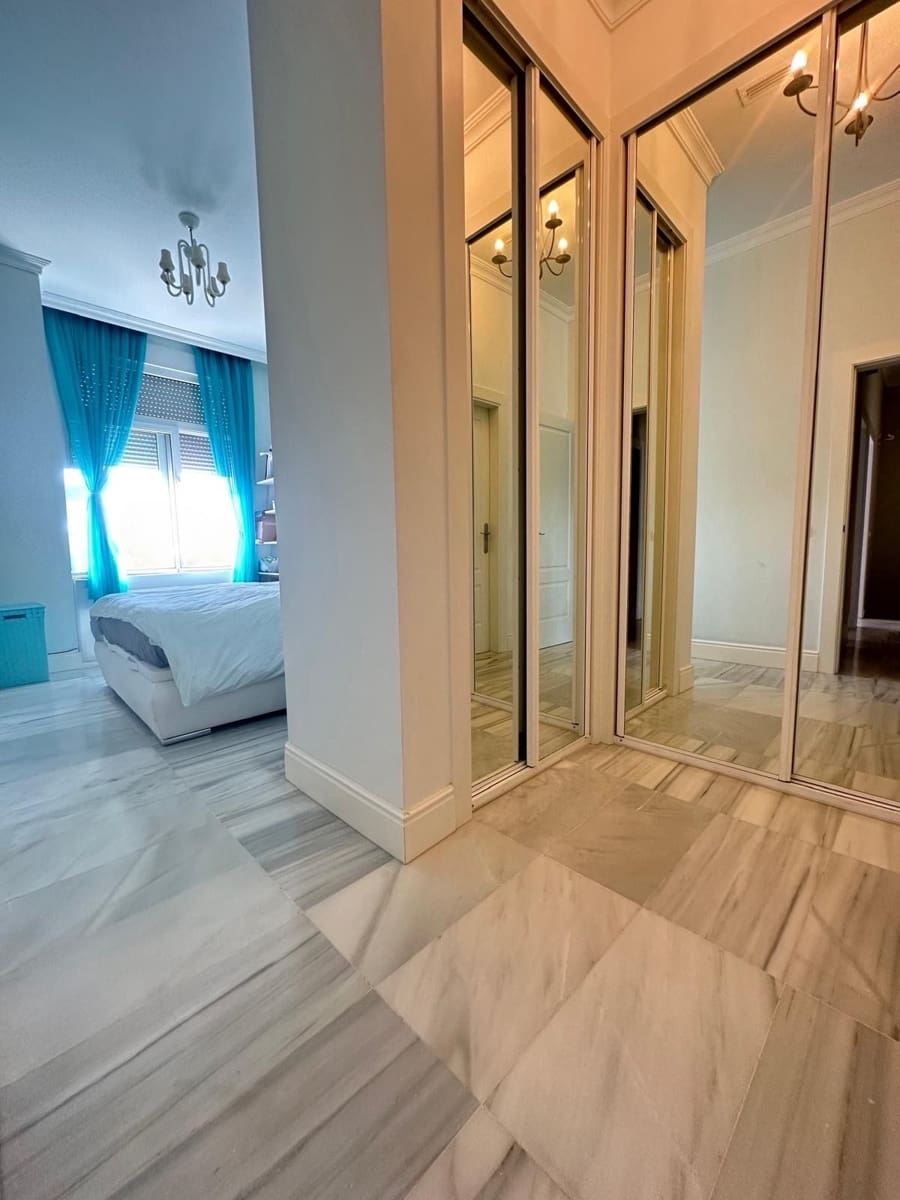 3 chambre Maison de Ville à vendre à Benalmadena Costa avec piscine - 545 000 € (Ref: 9479869)