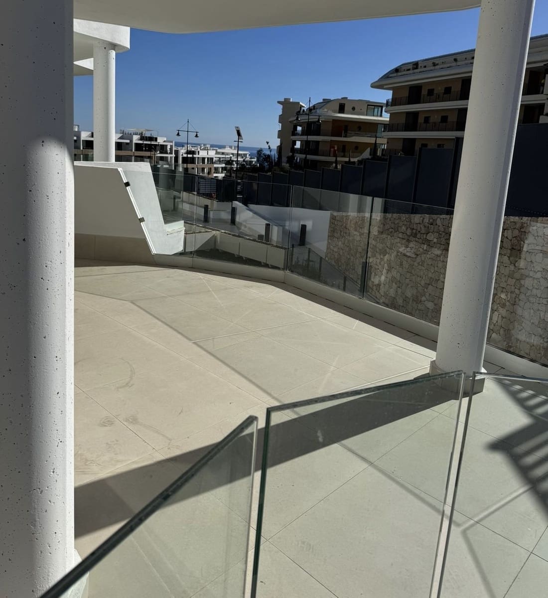 3 sypialnia Apartament na sprzedaż w Fuengirola z basenem - 549 000 € (Ref: 9479873)