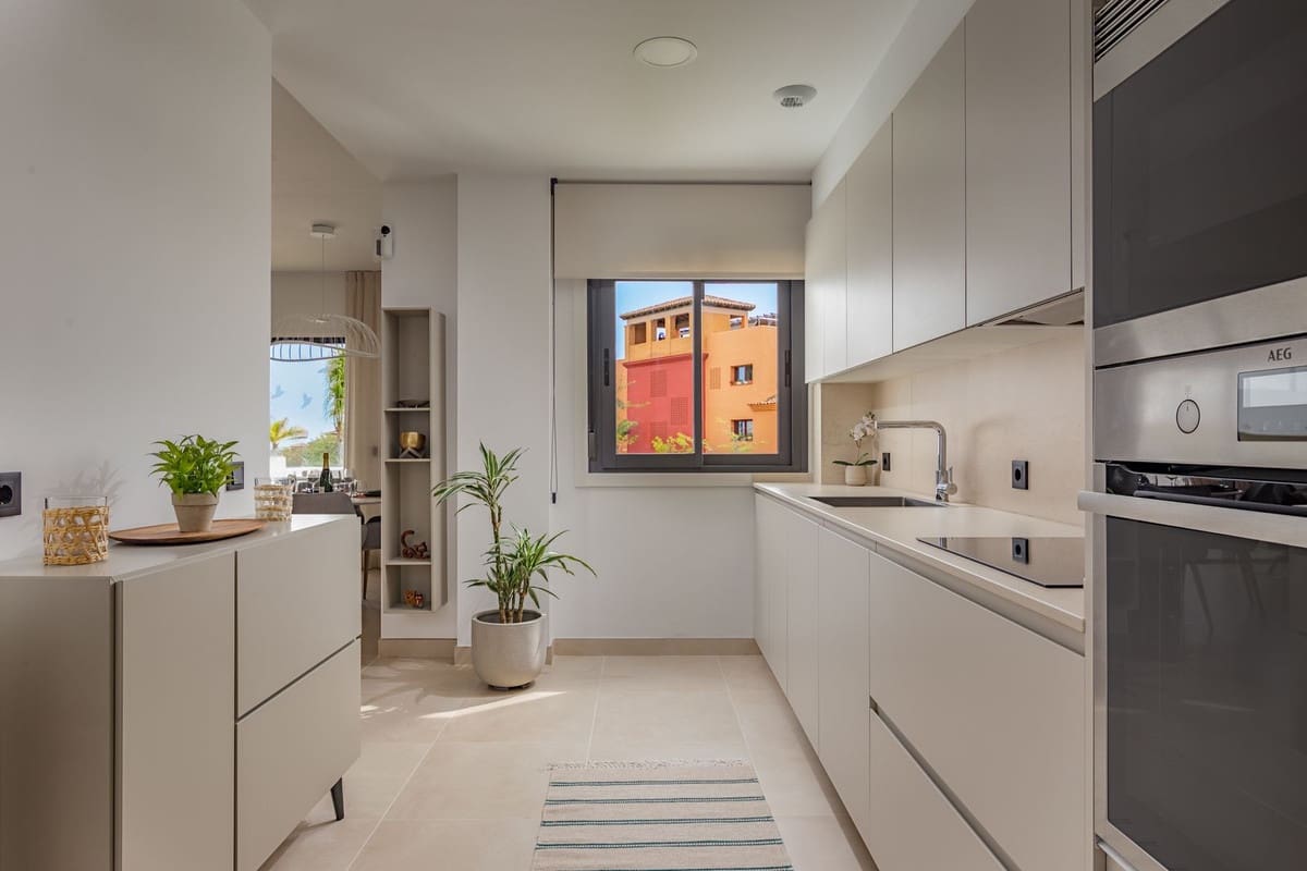 2 bedroom Apartment for sale in Bahia de Casares with pool garage - € 549,000 (Ref: 9479877)