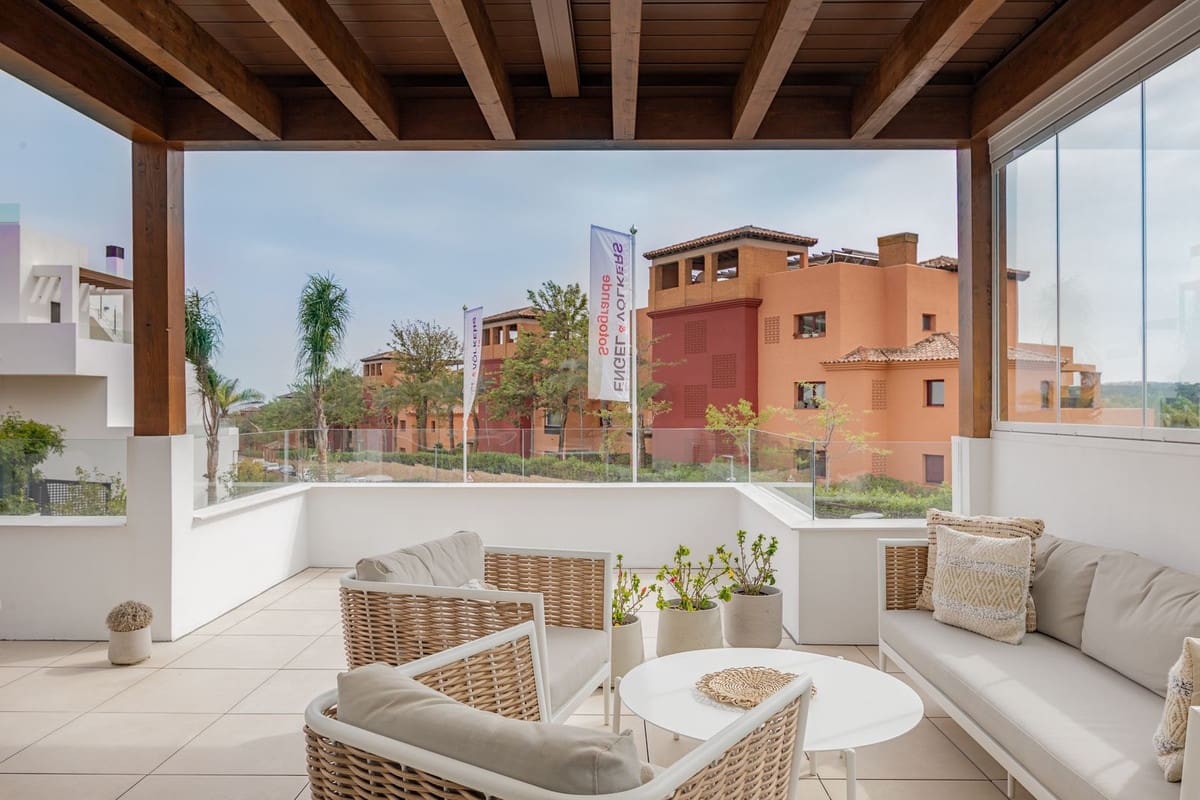 2 bedroom Apartment for sale in Bahia de Casares with pool garage - € 549,000 (Ref: 9479877)