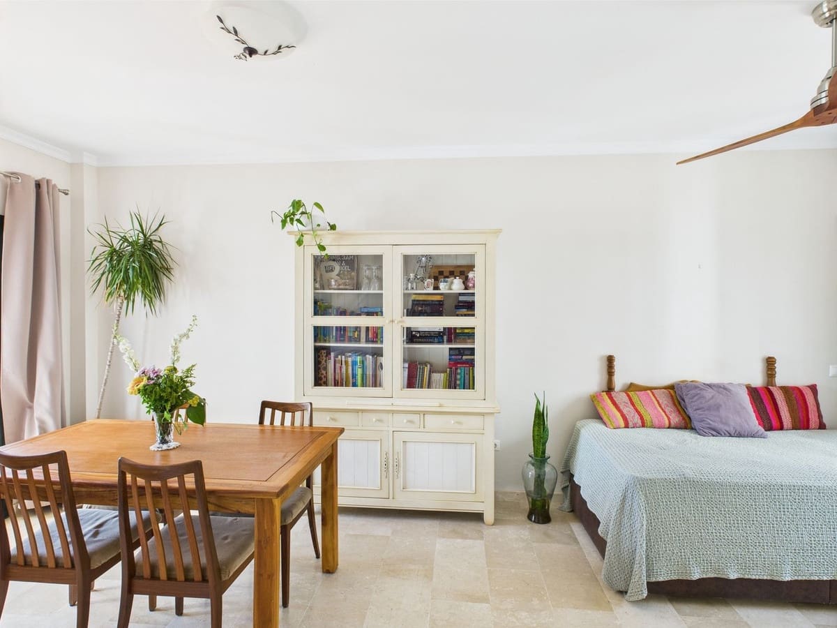 Pareado de 3 habitaciones en Manilva en venta con piscina - 549.000 € (Ref: 9479878)