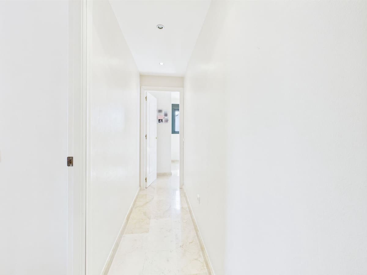 Pareado de 3 habitaciones en Manilva en venta con piscina - 549.000 € (Ref: 9479878)