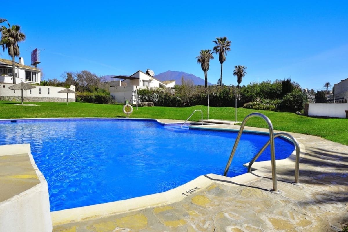 Casa de 3 habitaciones en Bahía Dorada en venta con piscina - 549.000 € (Ref: 9479879)