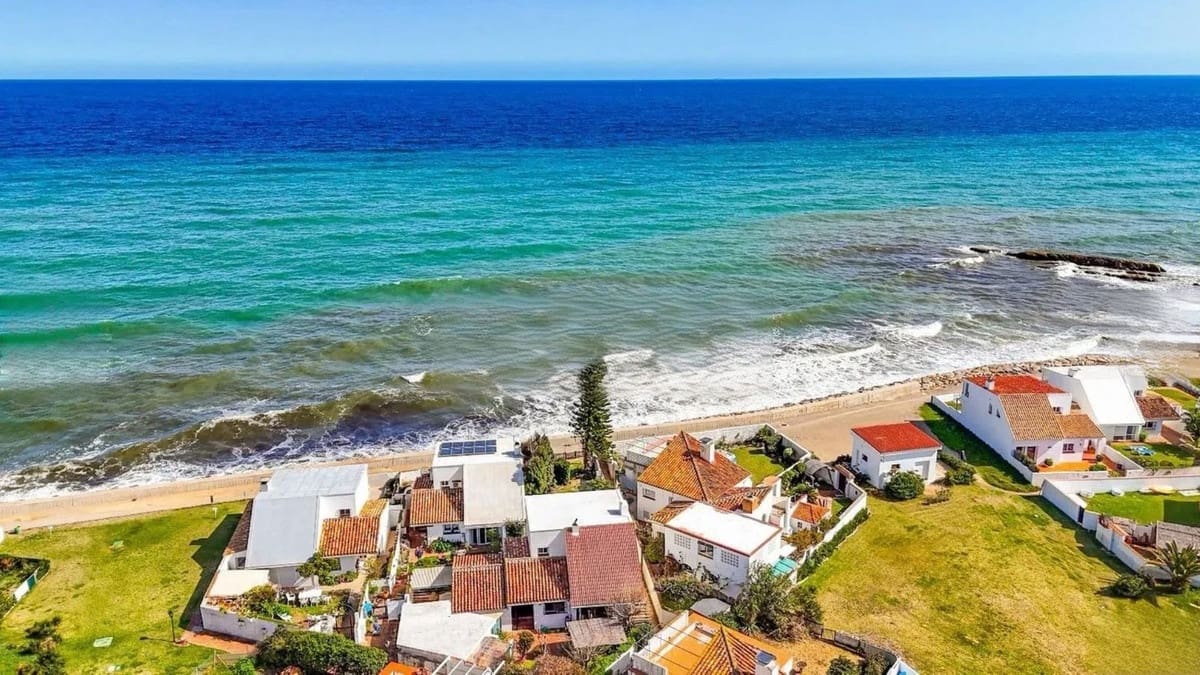 Casa de 3 habitaciones en Bahía Dorada en venta con piscina - 549.000 € (Ref: 9479879)