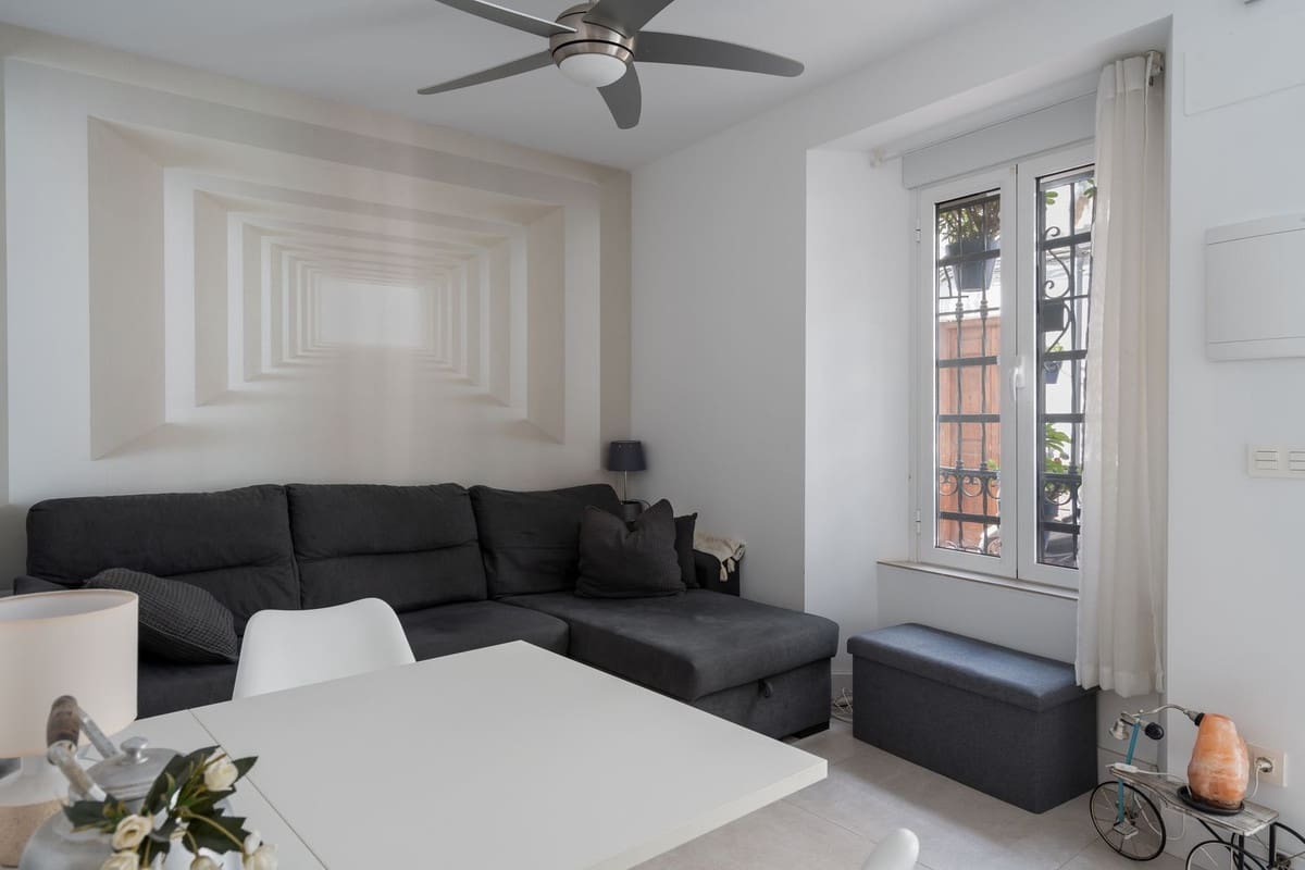 Casa de 2 habitaciones en Estepona en venta - 549.950 € (Ref: 9479885)