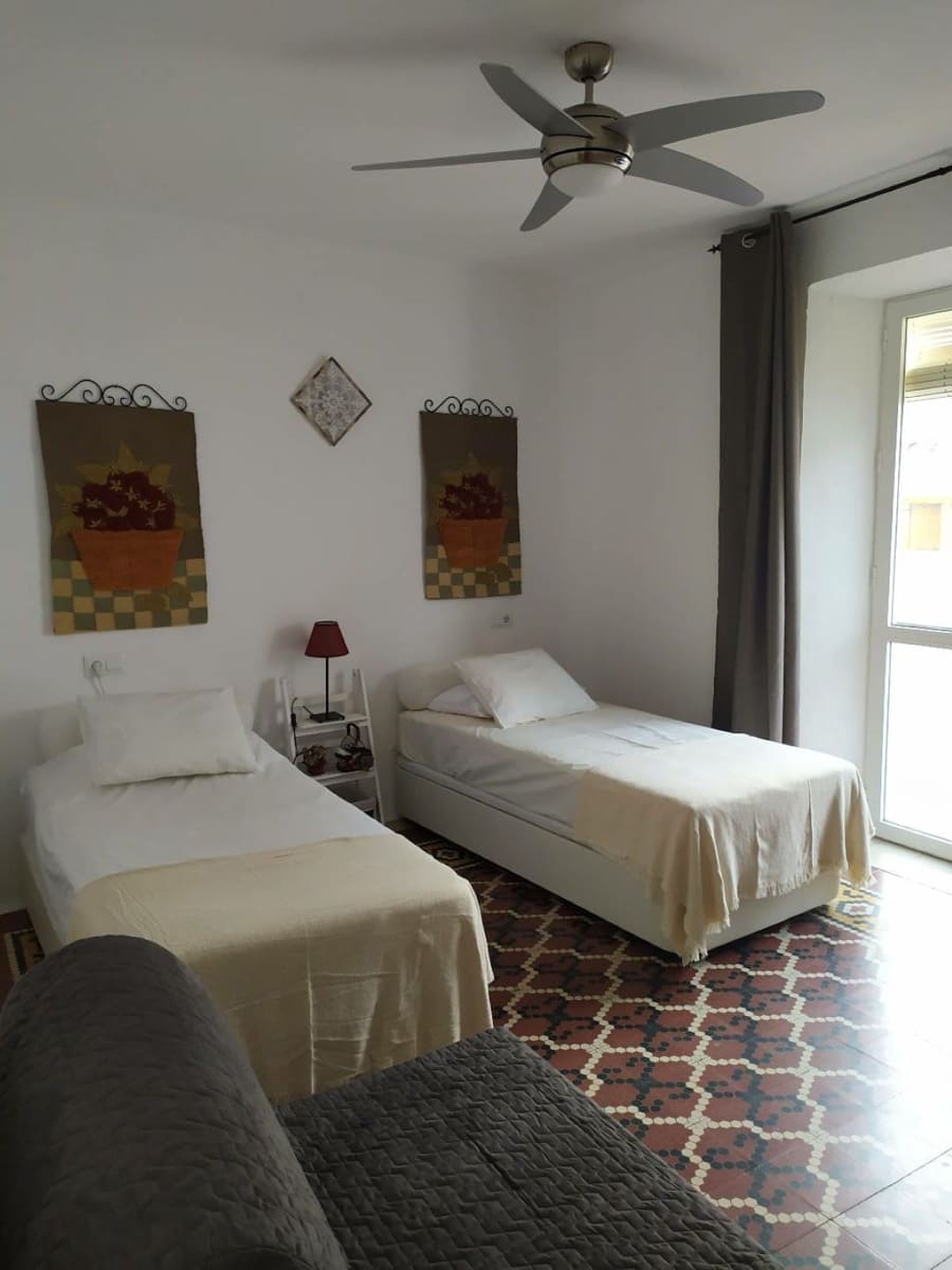 Casa de 2 habitaciones en Estepona en venta - 549.950 € (Ref: 9479885)