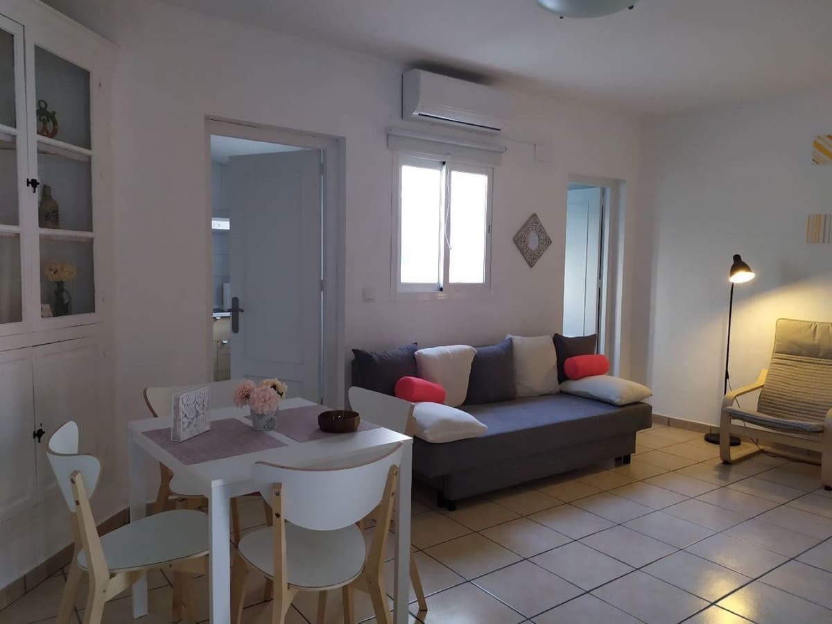 Casa de 2 habitaciones en Estepona en venta - 549.950 € (Ref: 9479885)