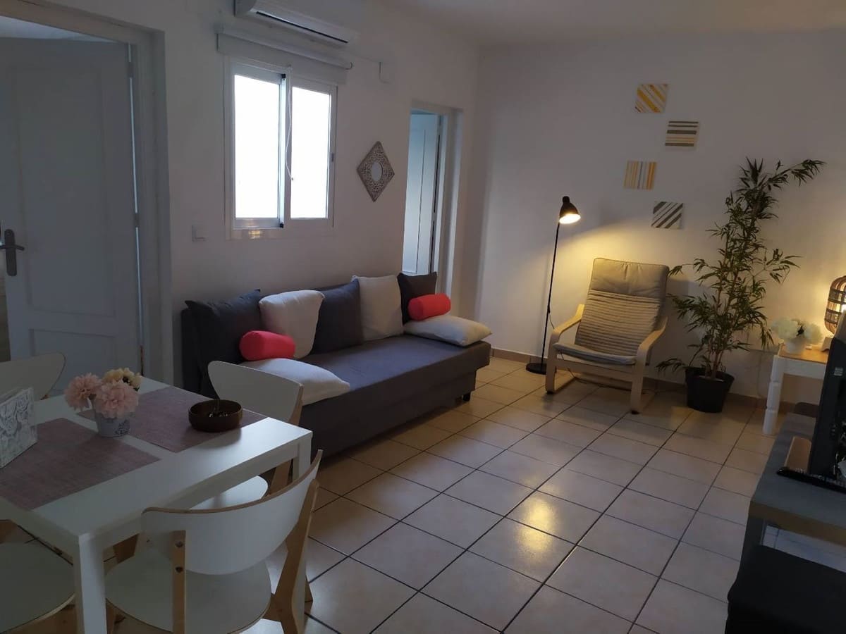 Casa de 2 habitaciones en Estepona en venta - 549.950 € (Ref: 9479885)