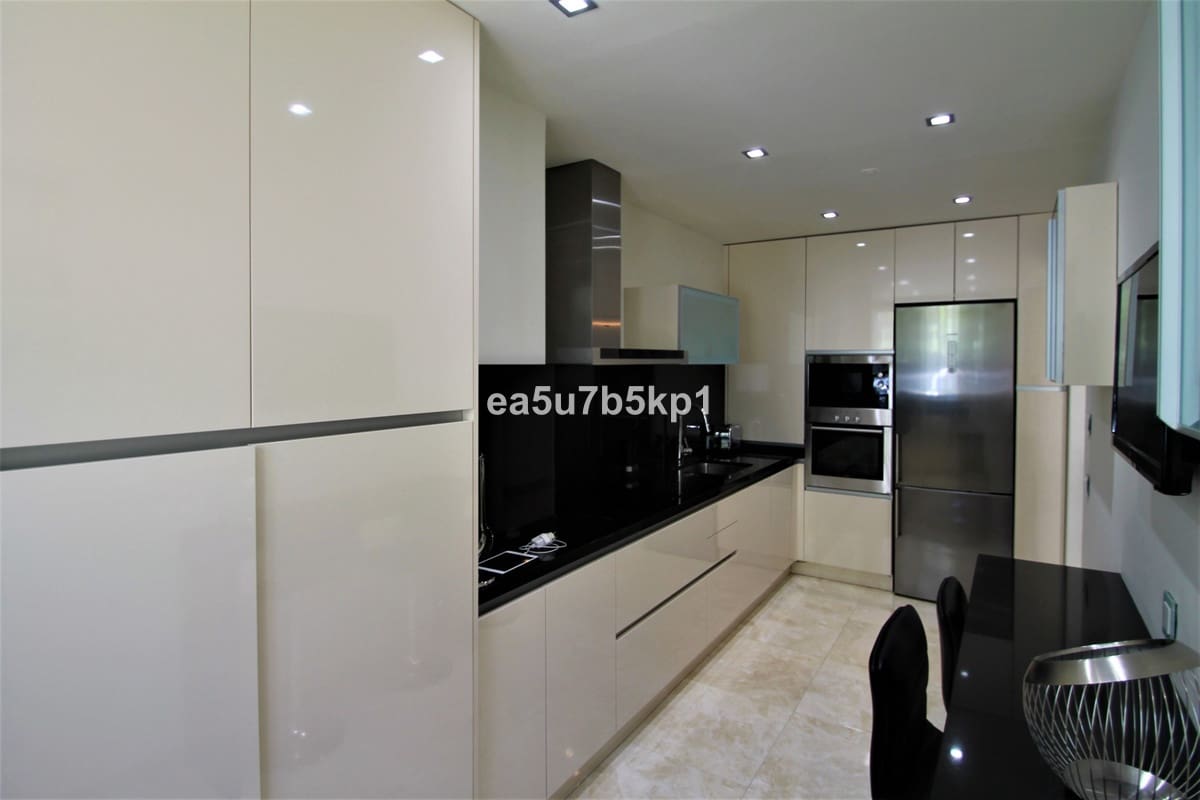 3 soverom Leilighet til salgs i Benahavis med svømmebasseng - € 550 000 (Ref: 9479886)