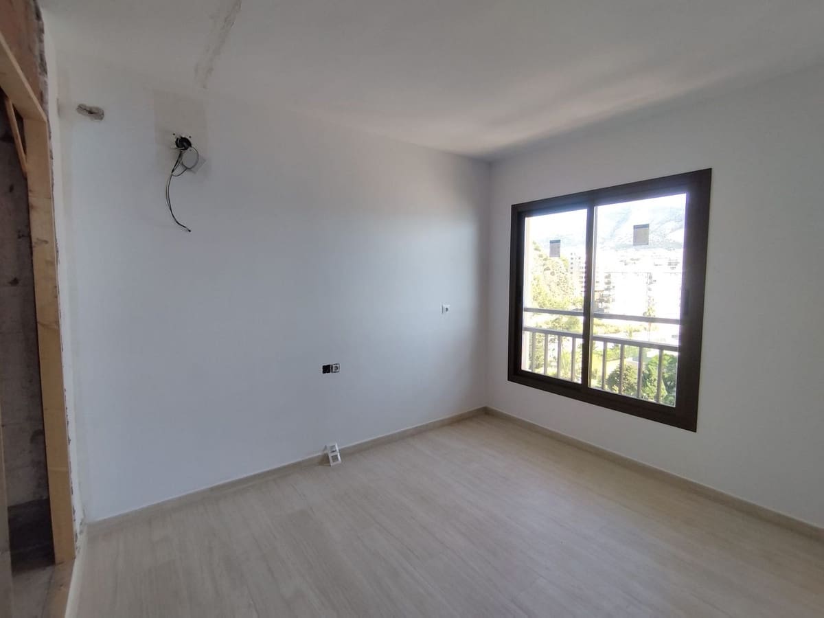 2 slaapkamer Appartement te koop in Fuengirola met zwembad - € 550.000 (Ref: 9479887)