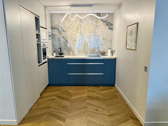 3 chambre Appartement à vendre à Centro ciudad, Fuengirola - 550 000 € (Ref: 9479888)