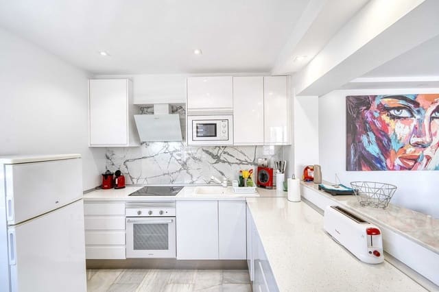 2 quarto Penthouse para venda em Elviria, Marbella com piscina garagem - 550 000 € (Ref: 9479896)