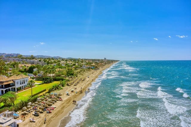 2 quarto Penthouse para venda em Elviria, Marbella com piscina garagem - 550 000 € (Ref: 9479896)