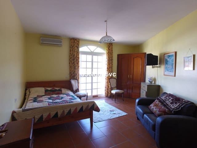 5 Zimmer Apartment zu verkaufen in Benahavís pueblo, Benahavís - 550.000 € (Ref: 9479897)