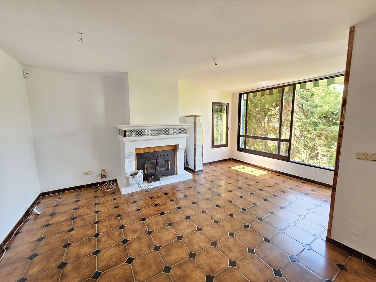 Casa de 3 habitaciones en El Chaparral en venta - 550.000 € (Ref: 9479901)