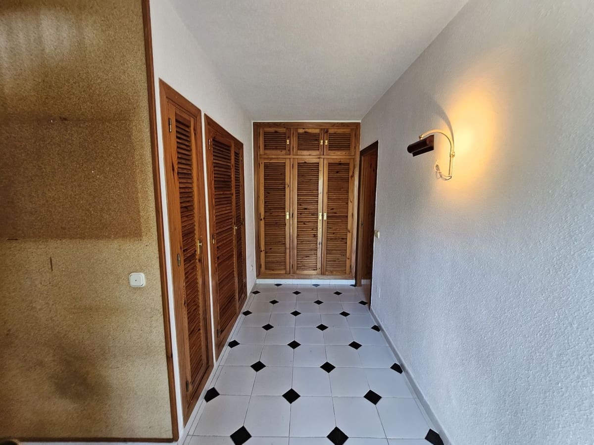 Casa de 3 habitaciones en El Chaparral en venta - 550.000 € (Ref: 9479901)