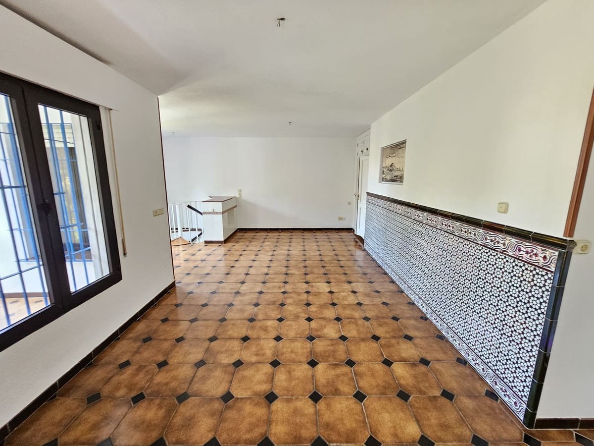 Casa de 3 habitaciones en El Chaparral en venta - 550.000 € (Ref: 9479901)