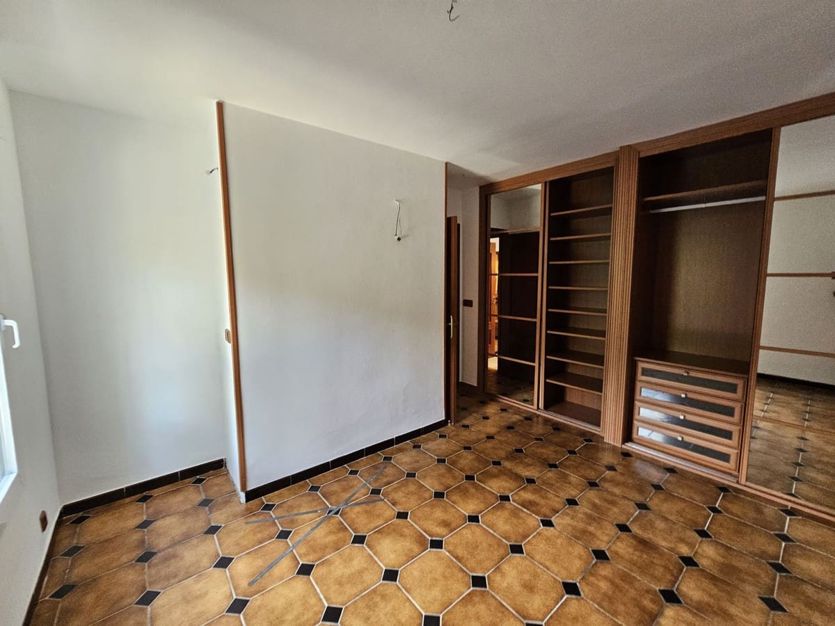 Casa de 3 habitaciones en El Chaparral en venta - 550.000 € (Ref: 9479901)