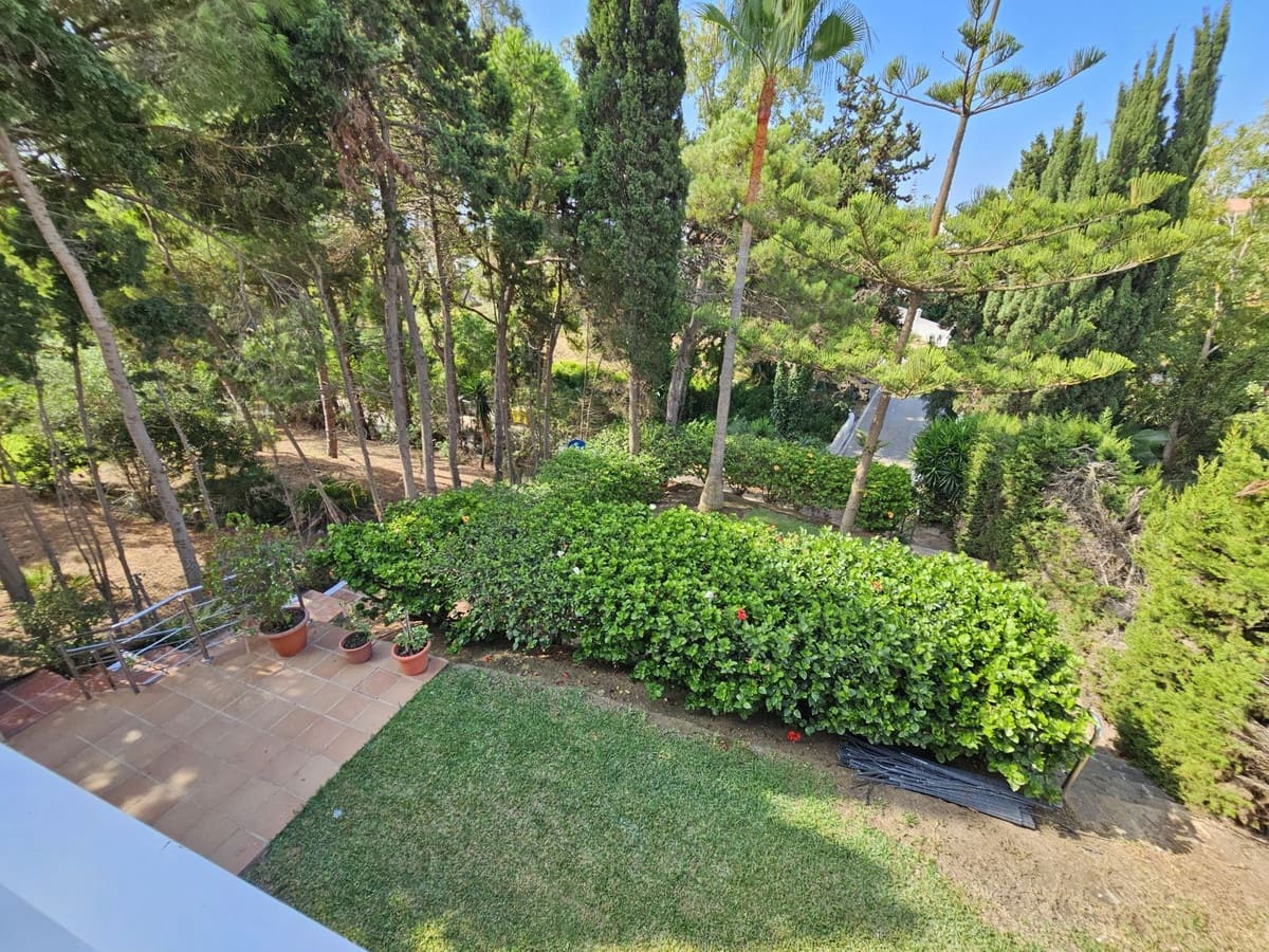 Casa de 3 habitaciones en El Chaparral en venta - 550.000 € (Ref: 9479901)