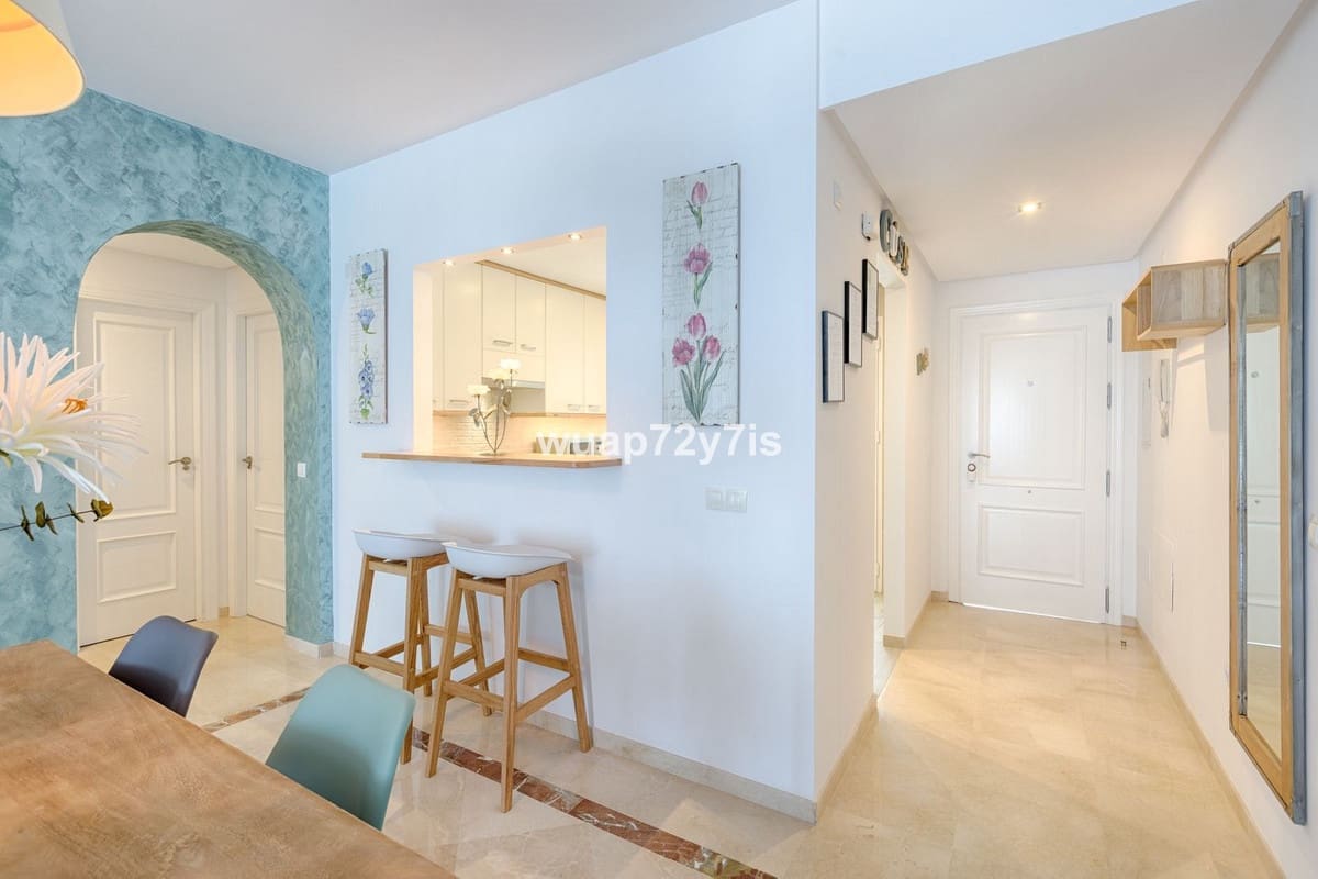 2 soveværelse Lejlighed til salg i Estepona med swimmingpool - € 559.000 (Ref: 9479905)