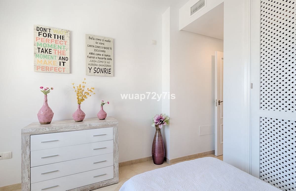 2 soveværelse Lejlighed til salg i Estepona med swimmingpool - € 559.000 (Ref: 9479905)