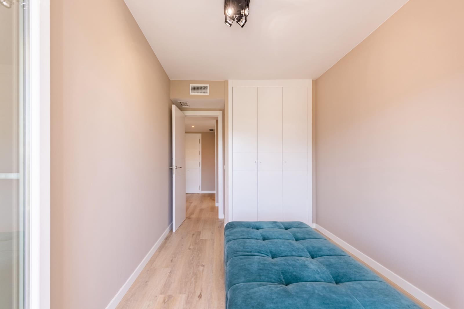 3 soveværelse Lejlighed til salg i Nueva Andalucia med swimmingpool garage - € 559.000 (Ref: 9479907)