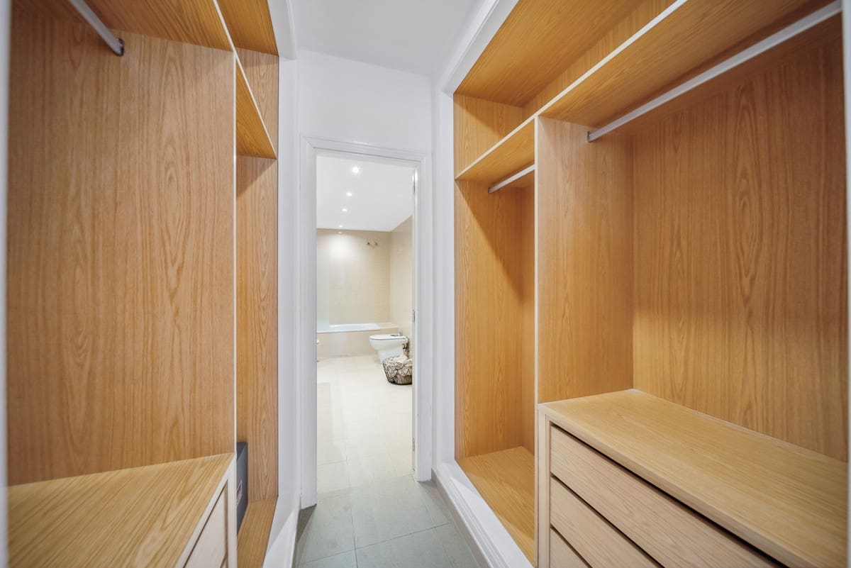 2 soverom Leilighet til salgs i Nueva Andalucia med svømmebasseng - € 560 000 (Ref: 9479910)