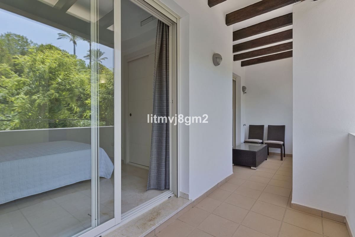 3 sypialnia Dom blizniak na sprzedaż w Mijas Costa z basenem - 560 000 € (Ref: 9479912)