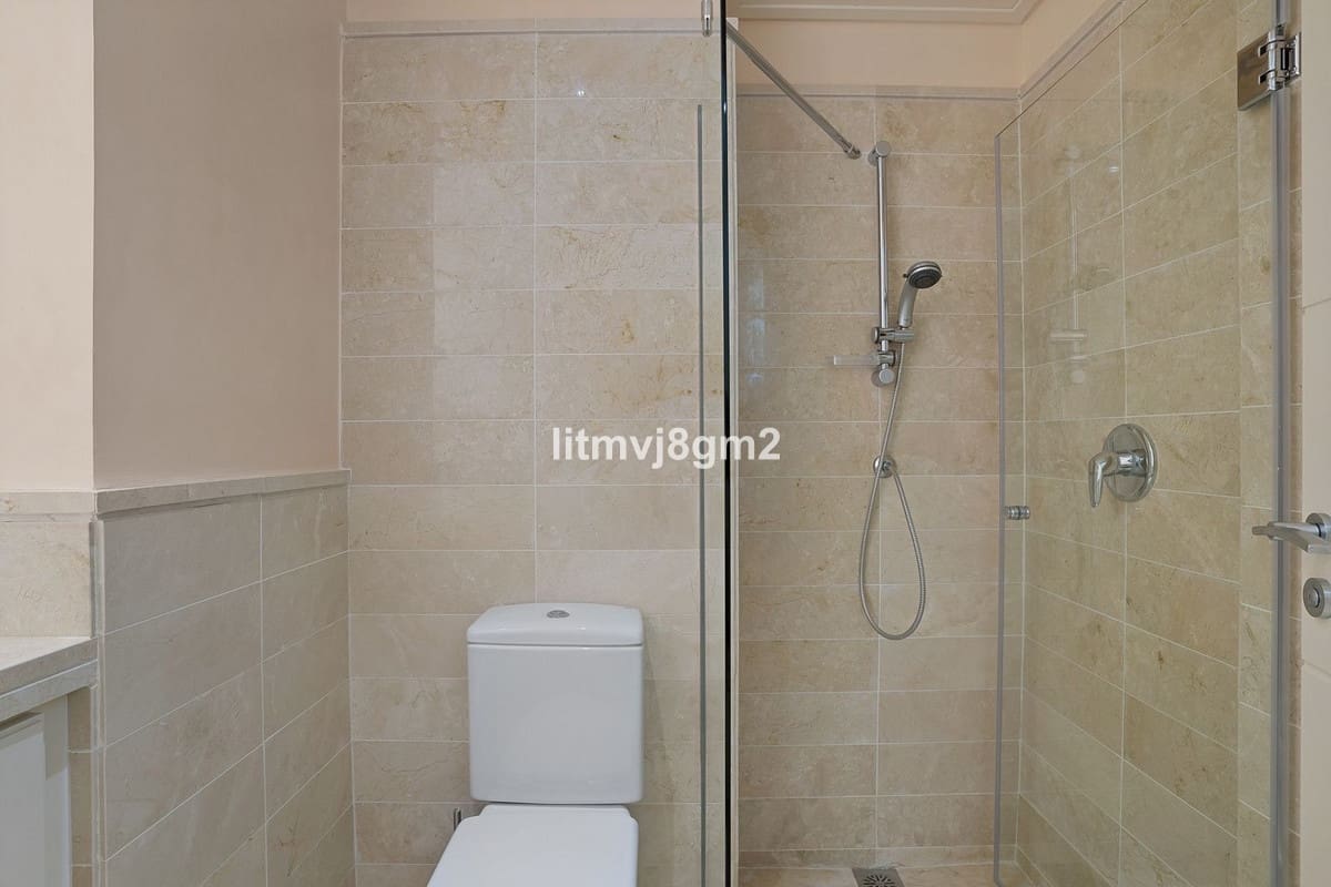 3 sypialnia Dom blizniak na sprzedaż w Mijas Costa z basenem - 560 000 € (Ref: 9479912)
