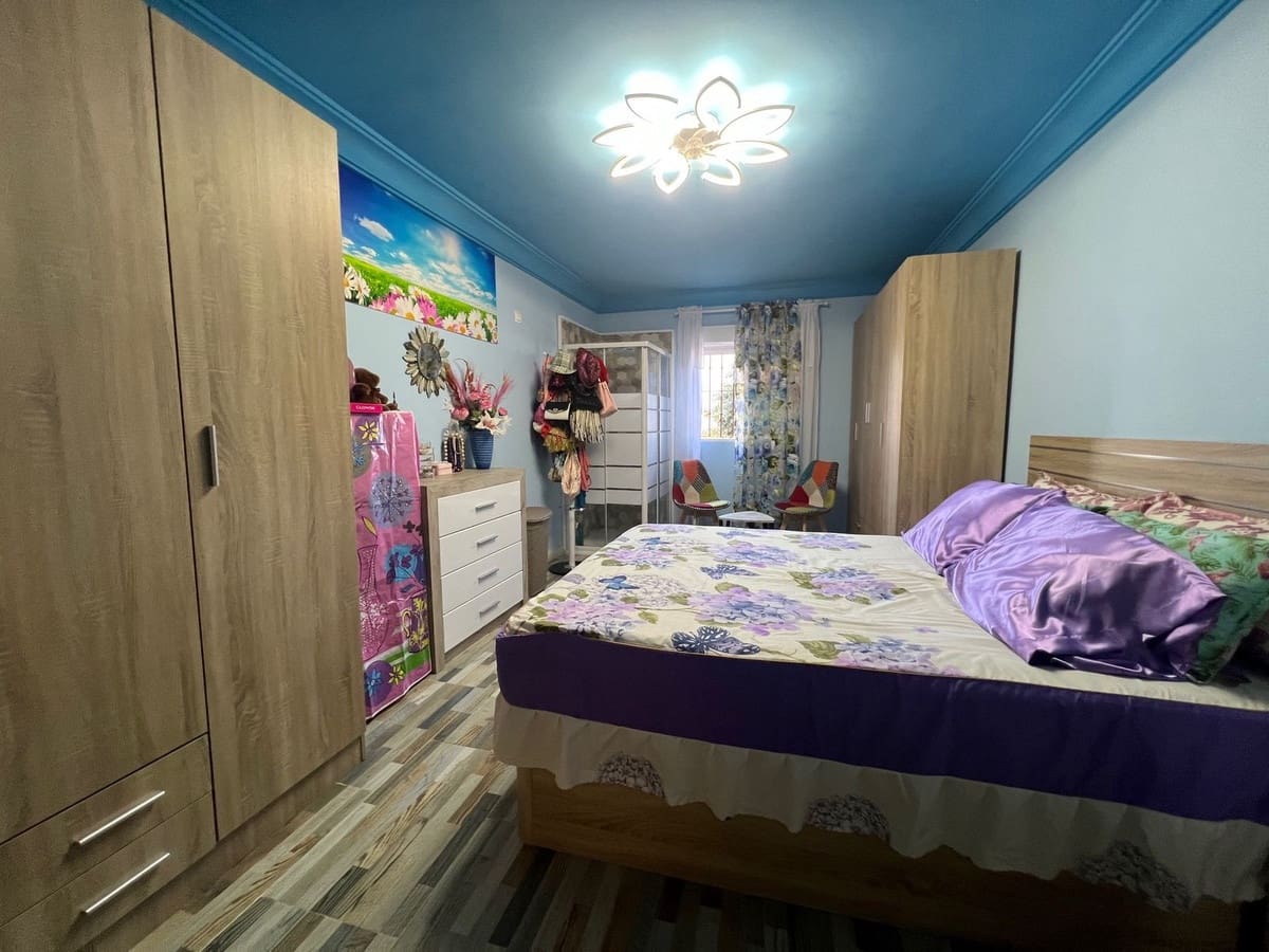 4 soveværelse Byhus til salg i Estepona - € 560.000 (Ref: 9479914)