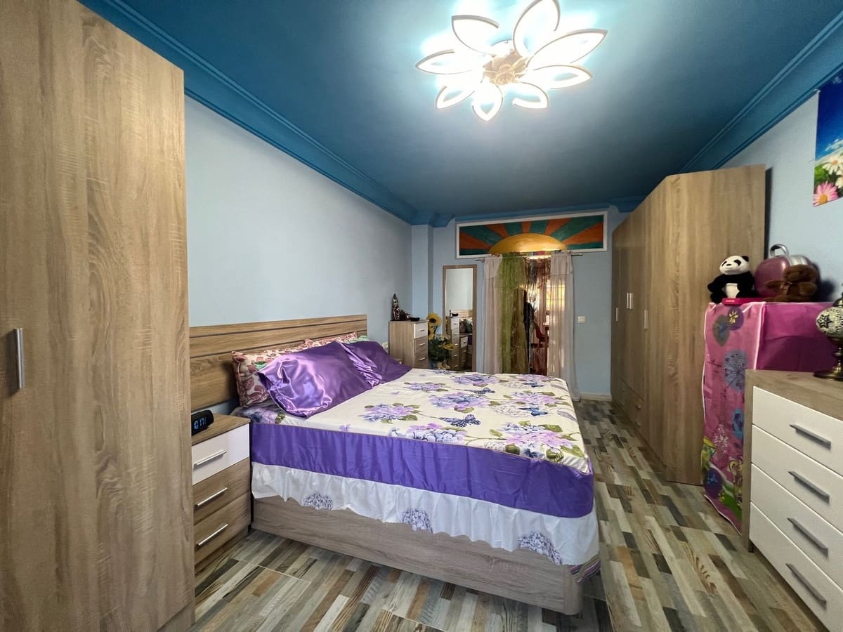 4 soveværelse Byhus til salg i Estepona - € 560.000 (Ref: 9479914)