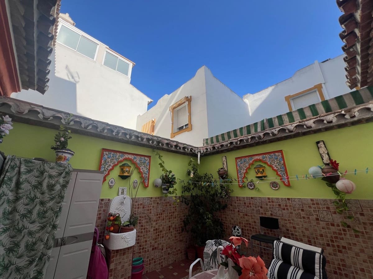 4 soveværelse Byhus til salg i Estepona - € 560.000 (Ref: 9479914)
