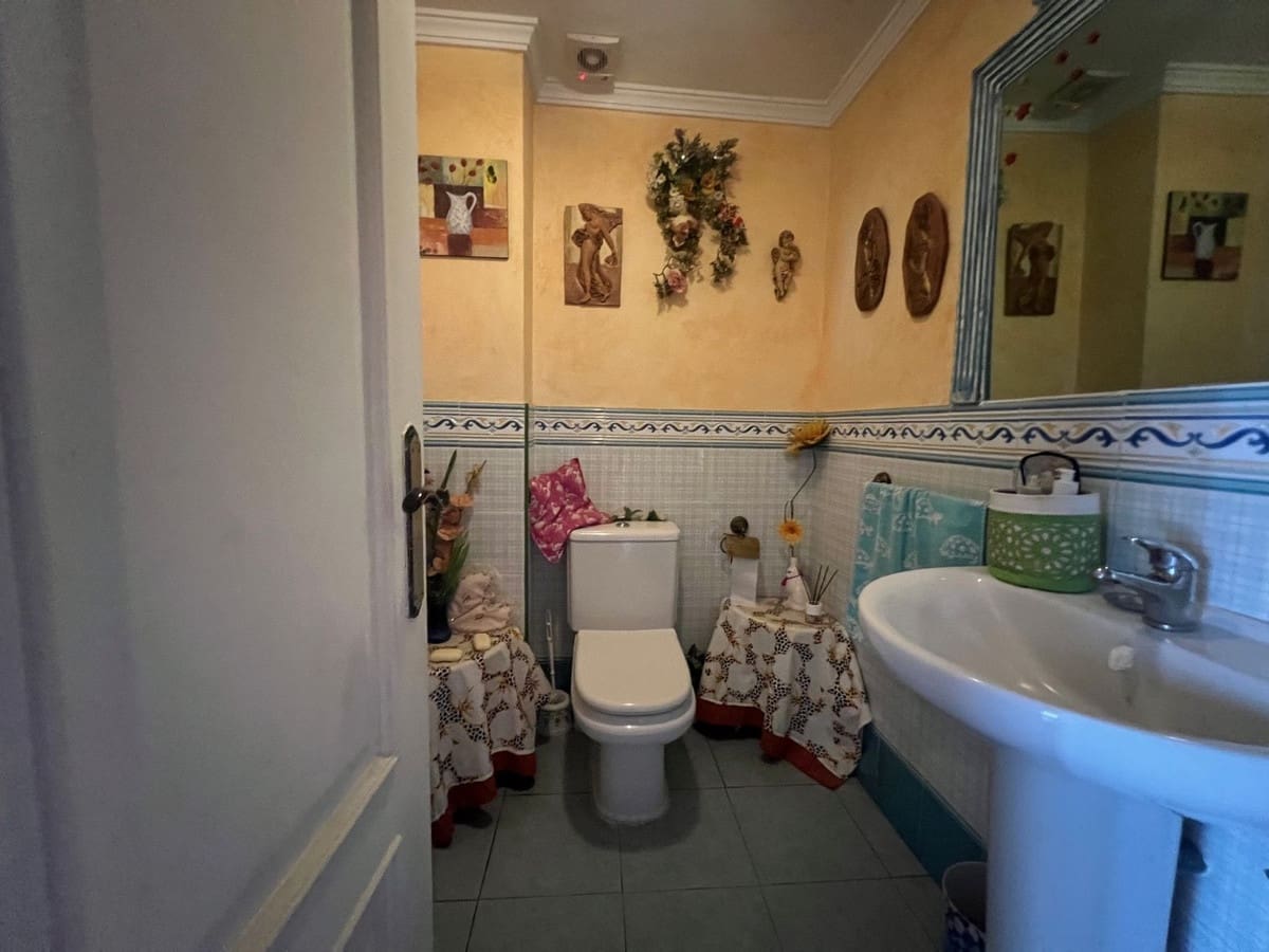 4 soveværelse Byhus til salg i Estepona - € 560.000 (Ref: 9479914)