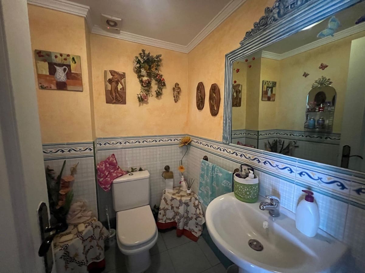 4 soveværelse Byhus til salg i Estepona - € 560.000 (Ref: 9479914)