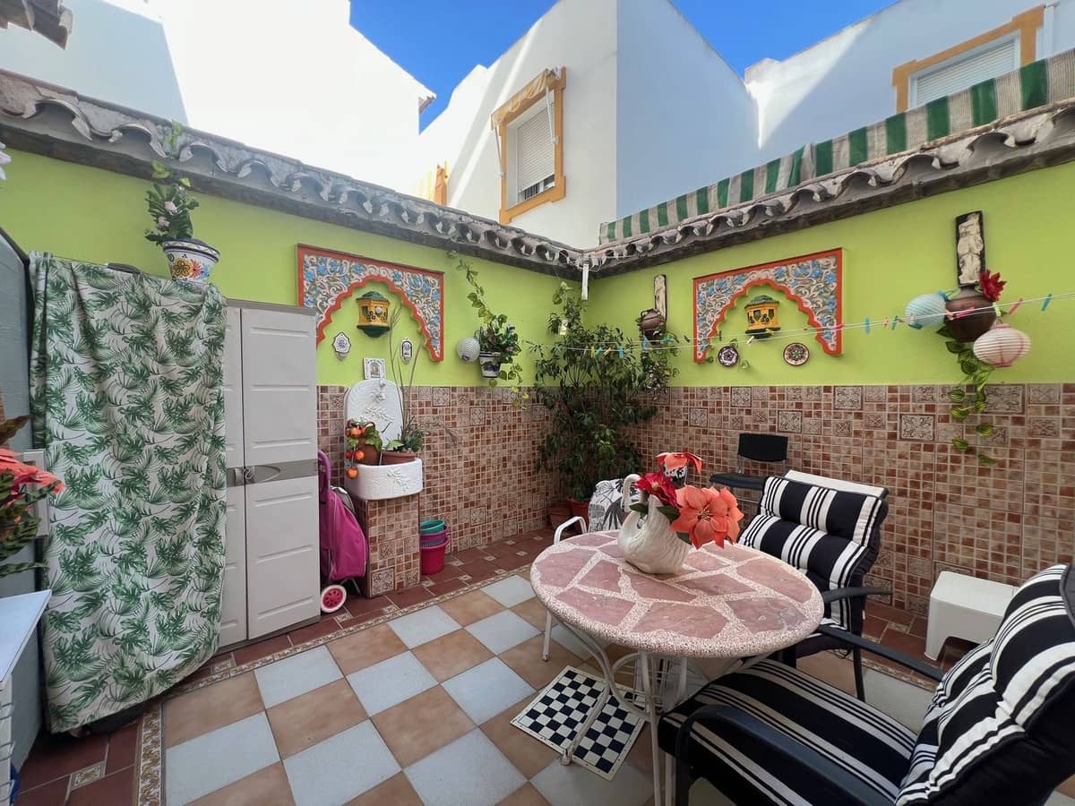 4 soveværelse Byhus til salg i Estepona - € 560.000 (Ref: 9479914)