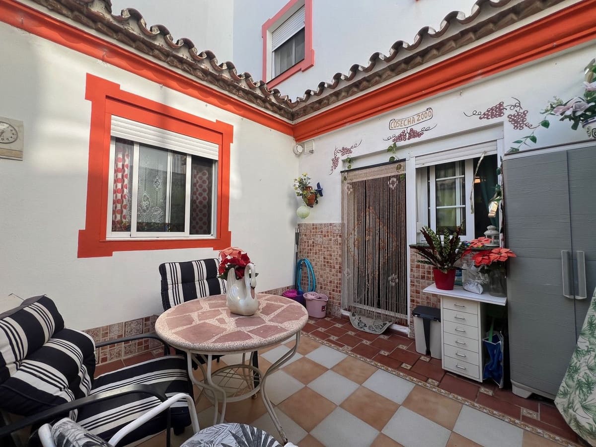 4 soveværelse Byhus til salg i Estepona - € 560.000 (Ref: 9479914)