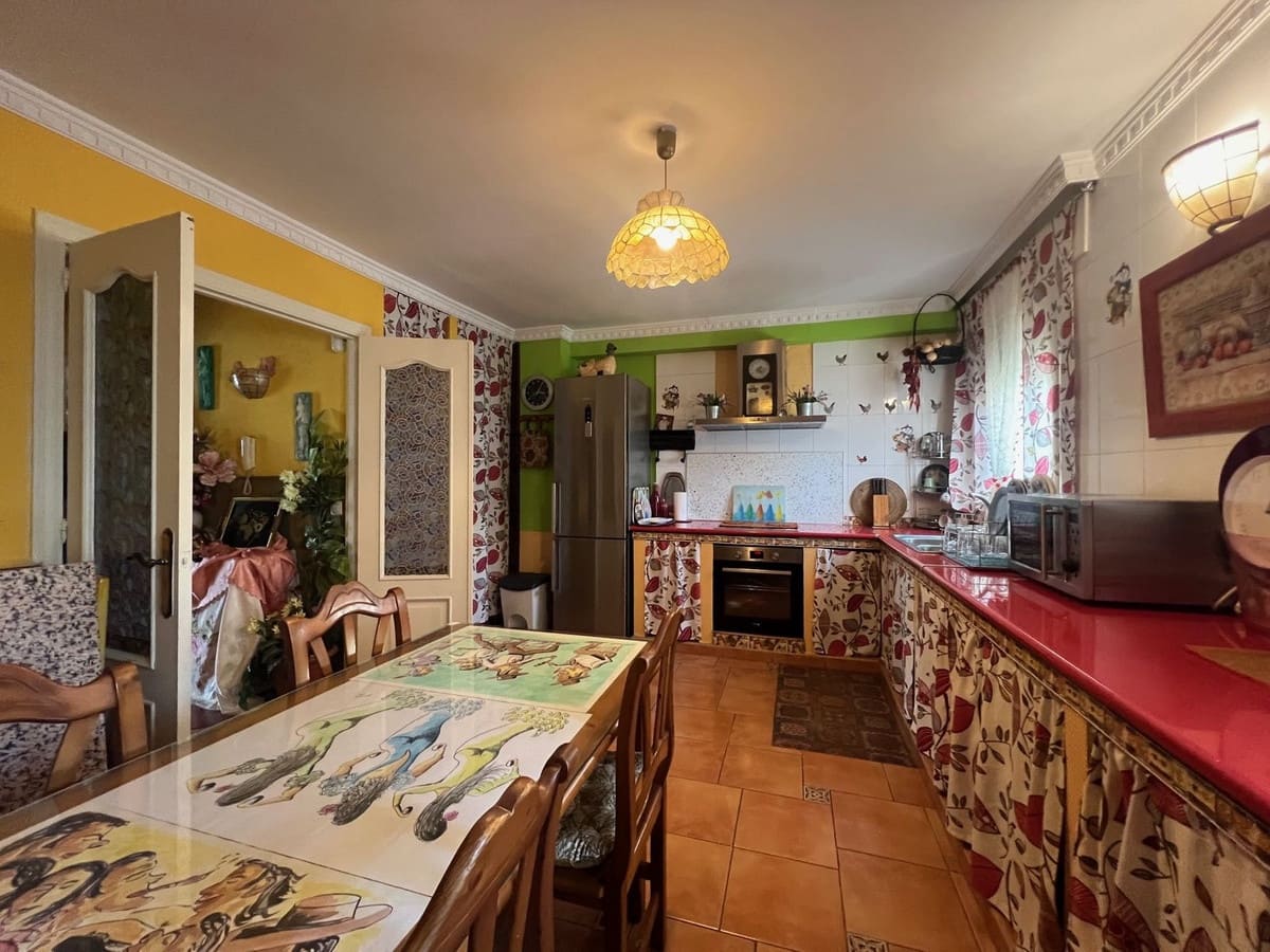 4 soveværelse Byhus til salg i Estepona - € 560.000 (Ref: 9479914)