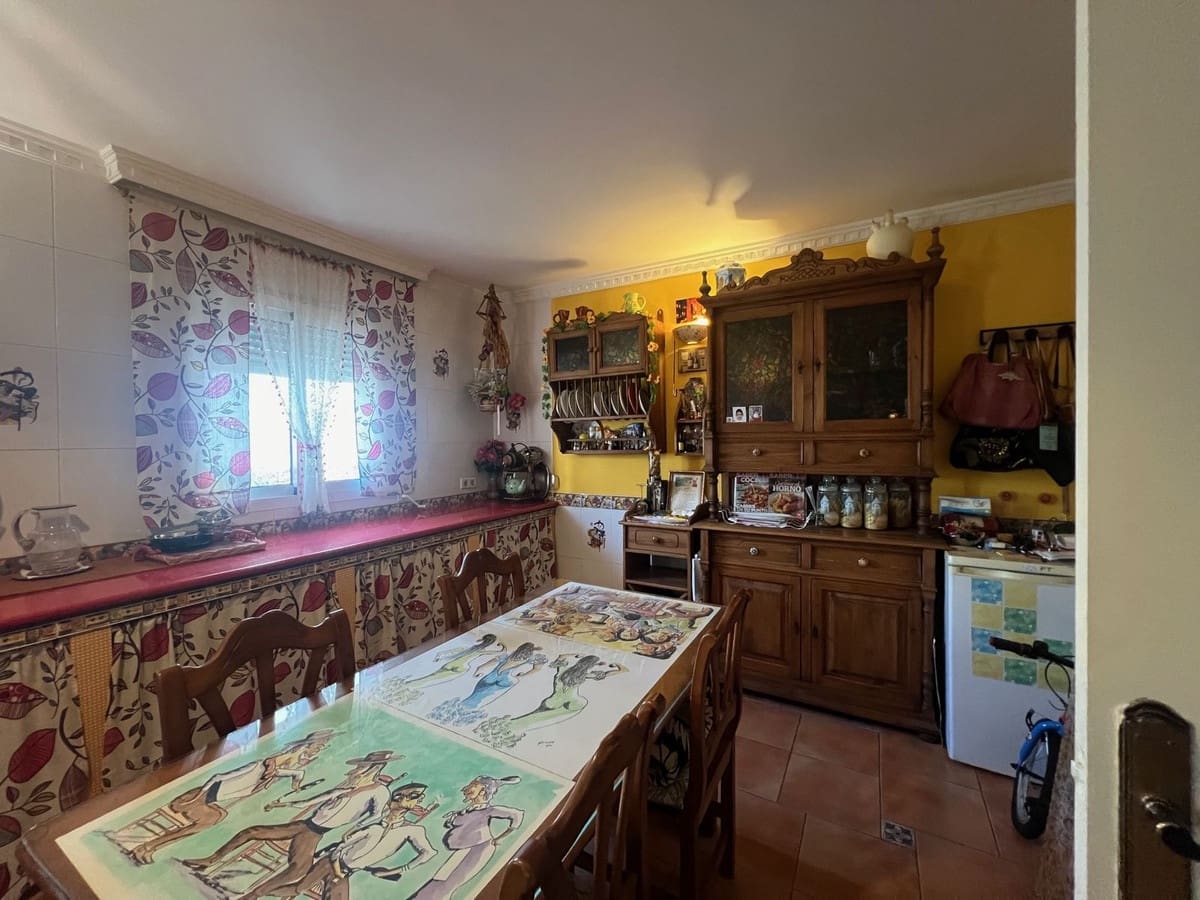 4 soveværelse Byhus til salg i Estepona - € 560.000 (Ref: 9479914)