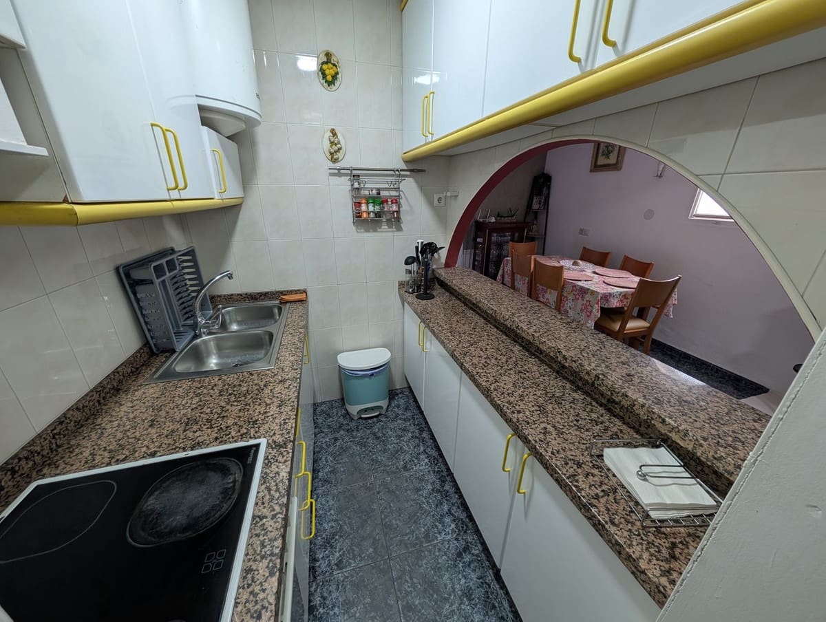 3 bedroom Semi-detached Villa for sale in El Rosario with pool garage - € 565,000 (Ref: 9479922)