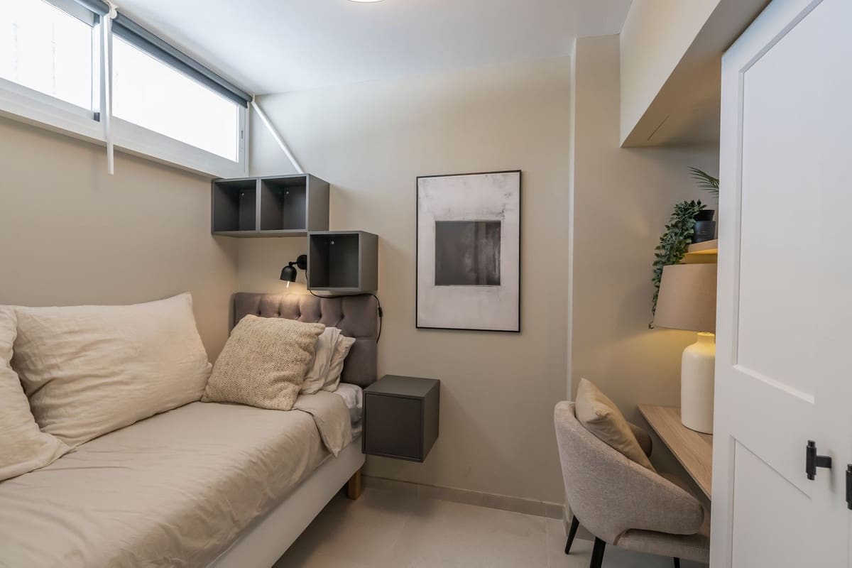 3 soverom Leilighet til salgs i Nueva Andalucia med svømmebasseng - € 569 000 (Ref: 9479924)