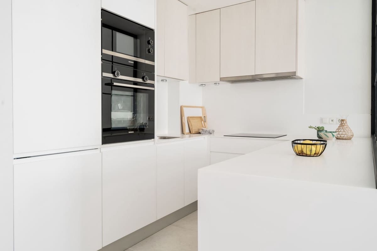 2 bedroom Apartment for sale in El Paraiso with pool garage - € 570,000 (Ref: 9479926)