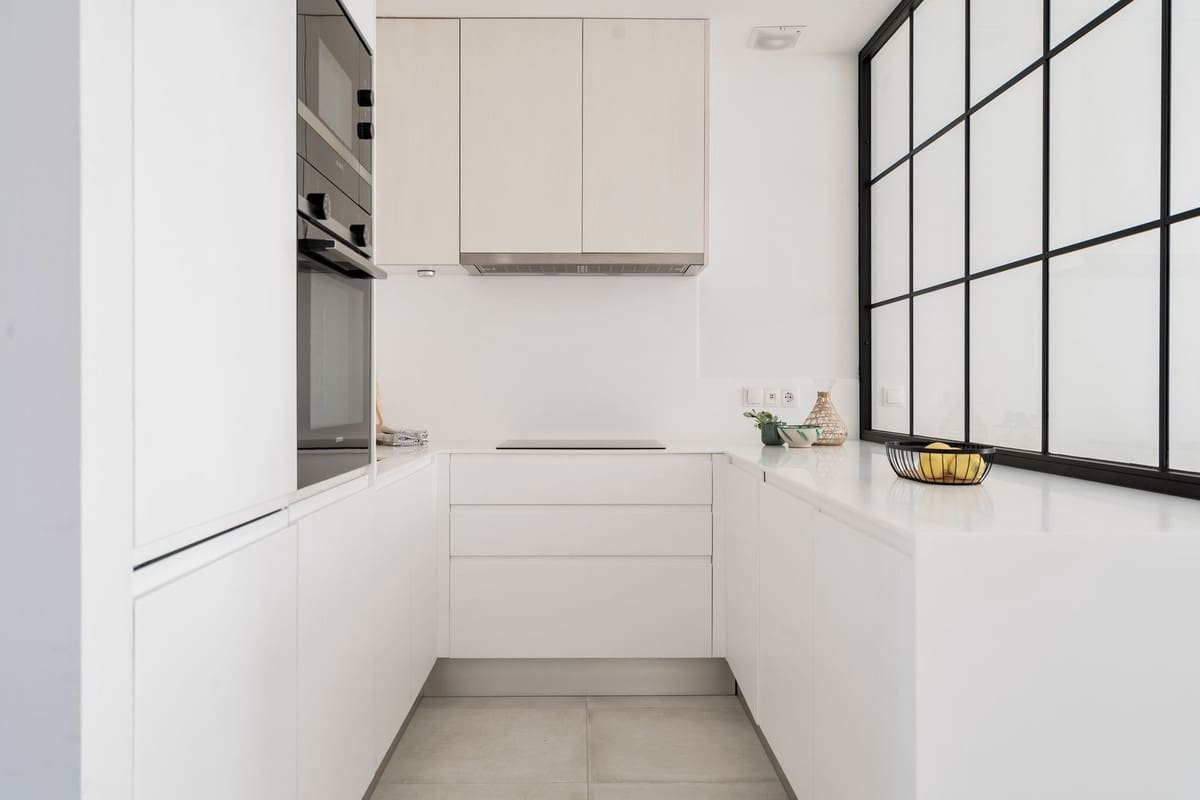 2 bedroom Apartment for sale in El Paraiso with pool garage - € 570,000 (Ref: 9479926)