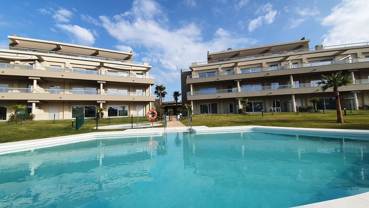 3 soveværelse Penthouse til salg i La Cala Golf med swimmingpool - € 570.000 (Ref: 9479929)