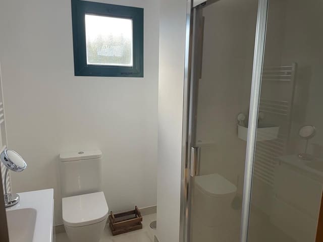 3 makuuhuone Huoneisto myytävänä paikassa San Pedro de Alcántara Pueblo, Marbella mukana uima-altaan 
autotalli - 575 000 € (Ref: 9479934)